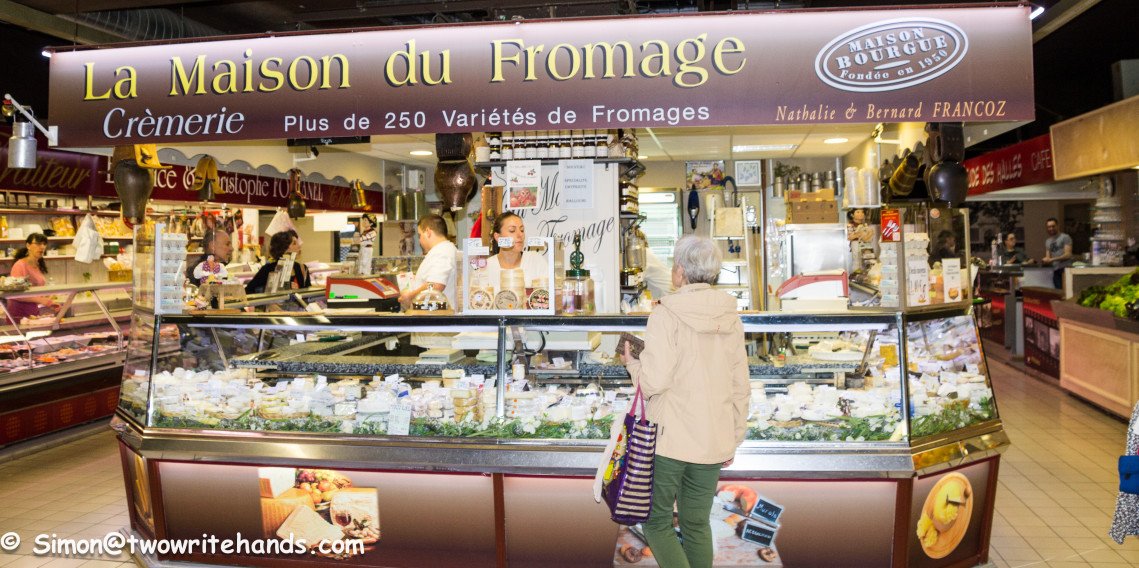 [Weekly WOW #040] Les Halles Market in Avignon, France: