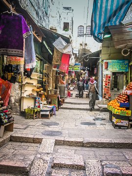A Typical Street in Old Jerusalem (©simon@myecelecticimages.com)