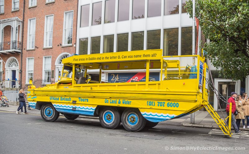 A DUKW Operated by Viking Splash in Dublin (©simon@myeclecticimages.com)